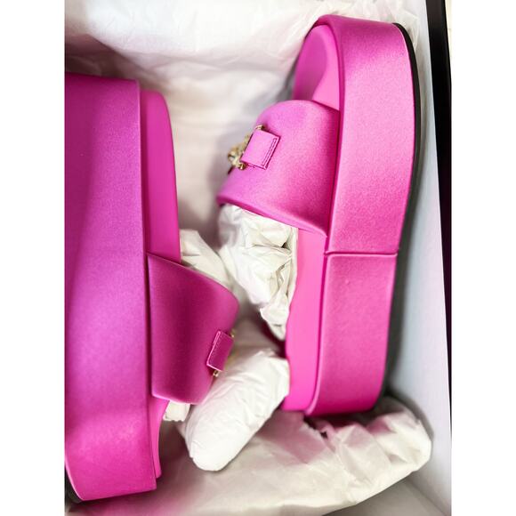Versace Medusa Biggie Satin Embellished Platform Slide Sandals Pink Size 8.5 NWB - Picture 13 of 16